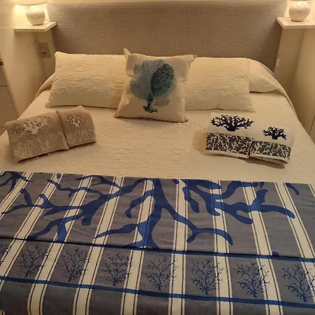 Rami Di Corallo Con Parcheggio Privato ---------- Appartement